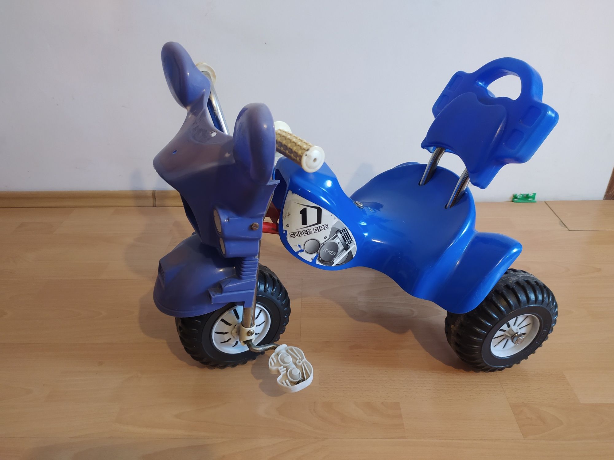 Rowerek dla dzieci niebieski trzykołowy dla chłopca 2-4 lat