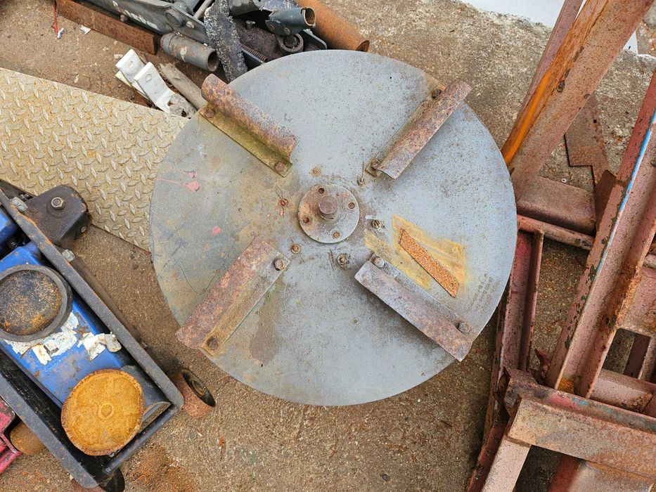 Mechanizm/ talerz do piaskarki/rozsiewacza