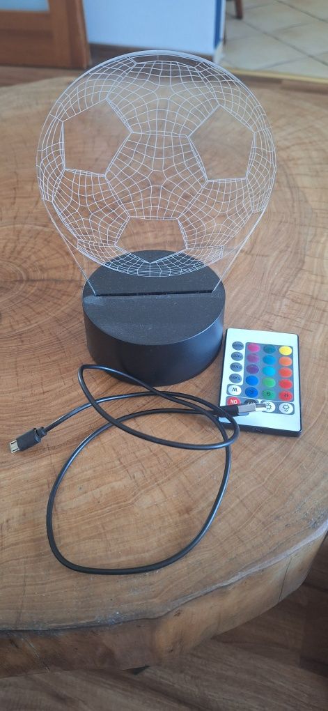 Lampa Nocna LED Piłka Nożna  NA BIURKO, Stolik  3D PILOT