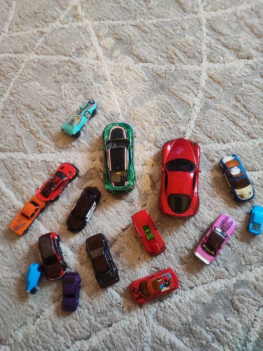 Вiддам в дар дитячi речi на хлопчика зрiст 130 -135 см