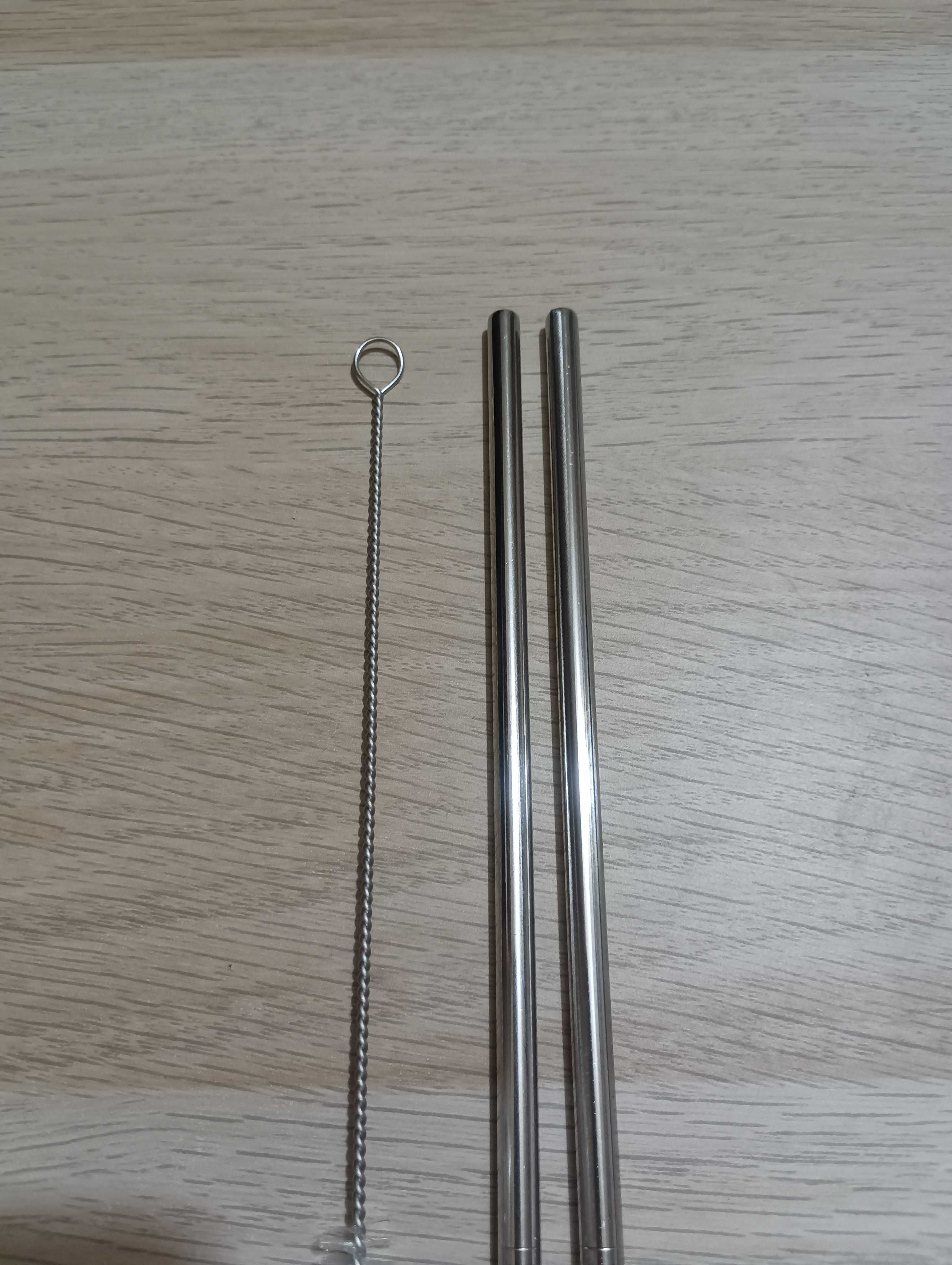 Palhinhas de Metal