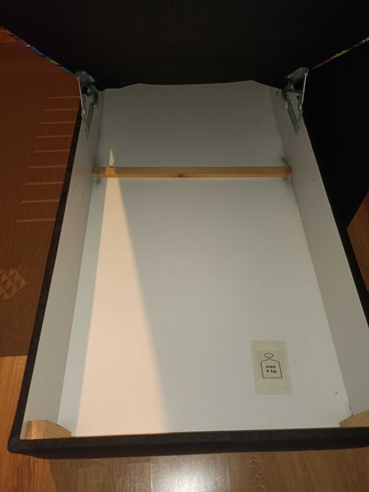 Tapczan młodzieżowy