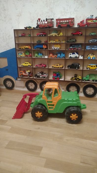 Экскаватор. Машина. Машинка. Супер большой ексаватор. Трактор толокар