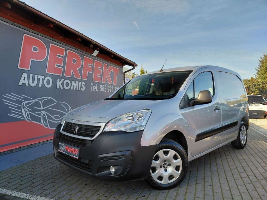 Peugeot PARTNER  Tablet Navi Kamera Klimatyzacja PDC