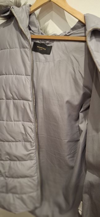 Pikowany płaszcz zimowy Reserved .