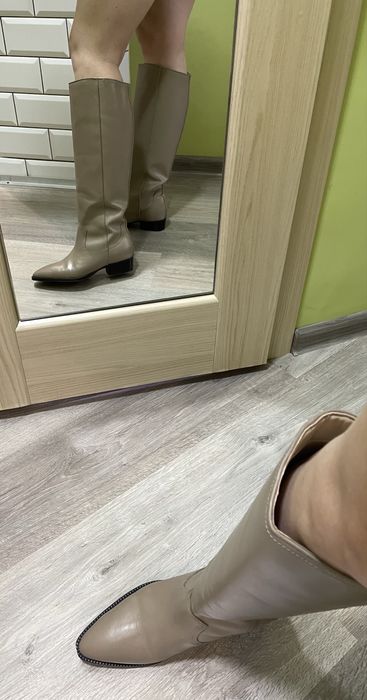 Стильні чоботи, шкірзам, б/у