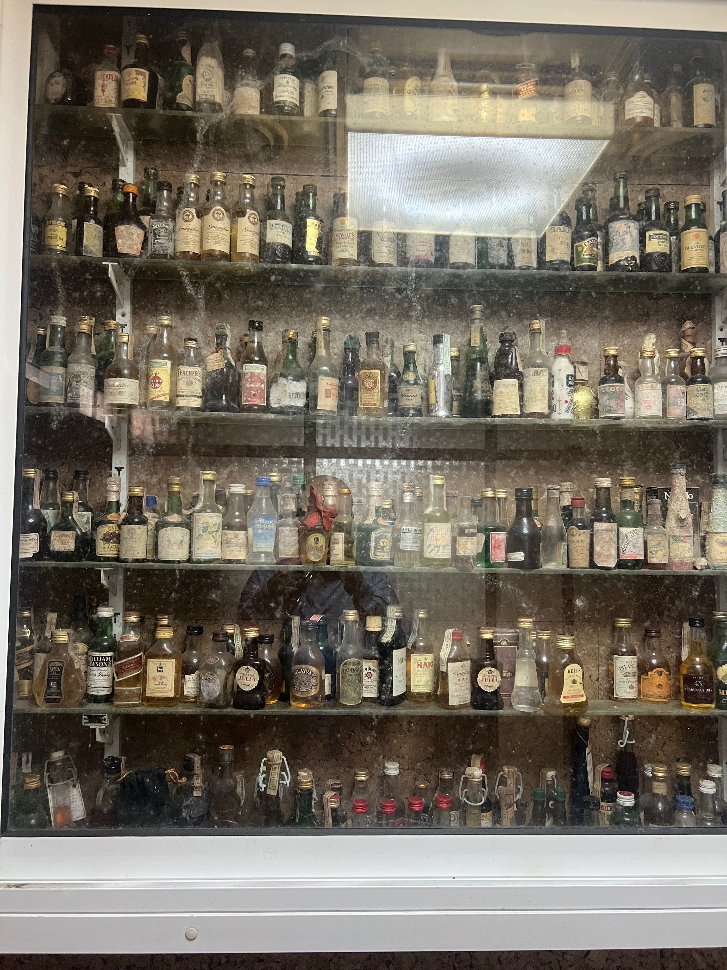 Coleção de mini garrafas