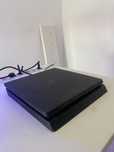 PS4 Slim 1TB + 6 jogos (Sem comando)