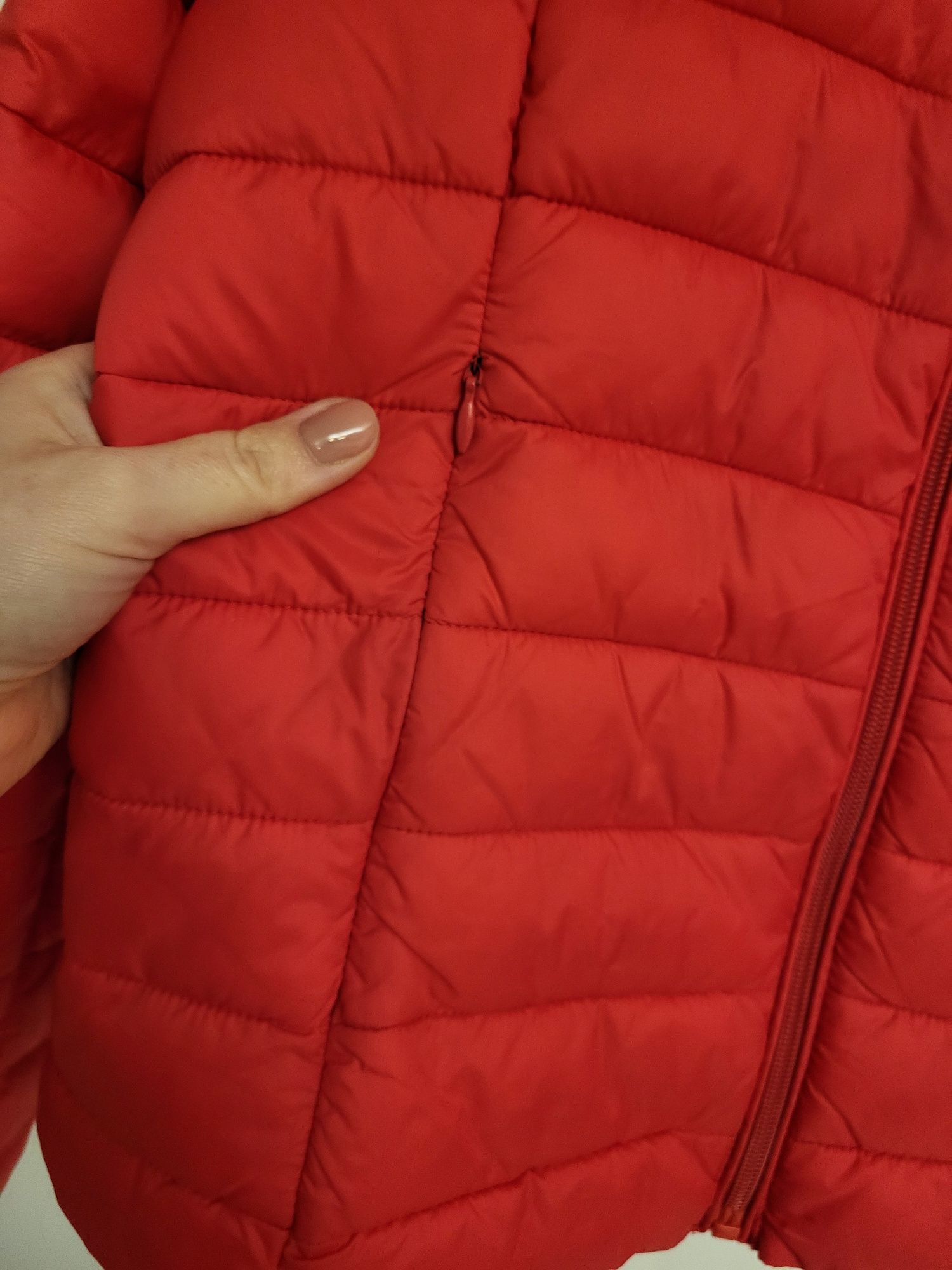 Reserved kurtka czerwona 42 damska przejściówka