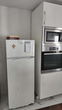 Frigorífico Indesit