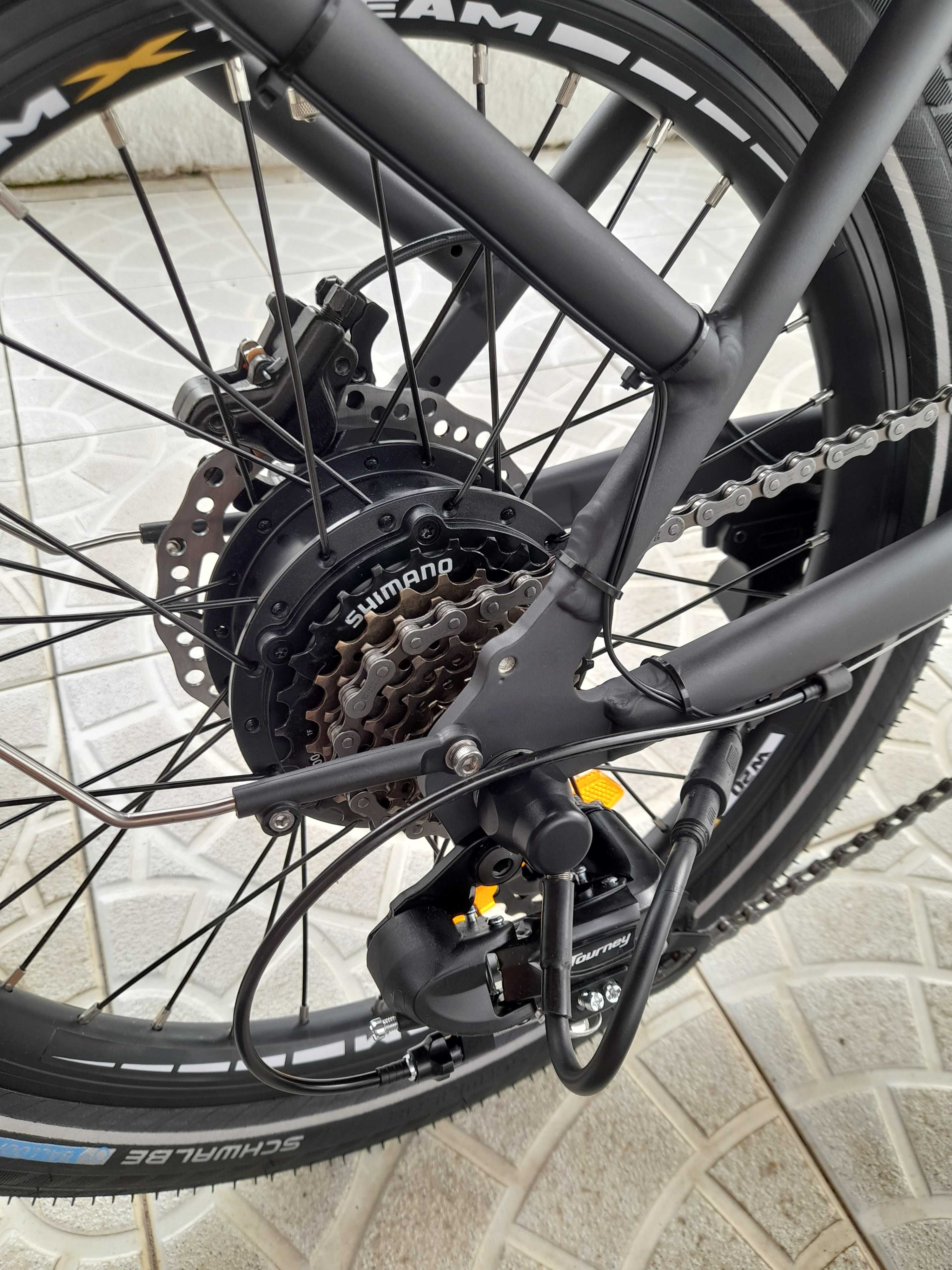 Bicicleta elétrica dobrável ELEVEN E4, com garantia de 26 meses.