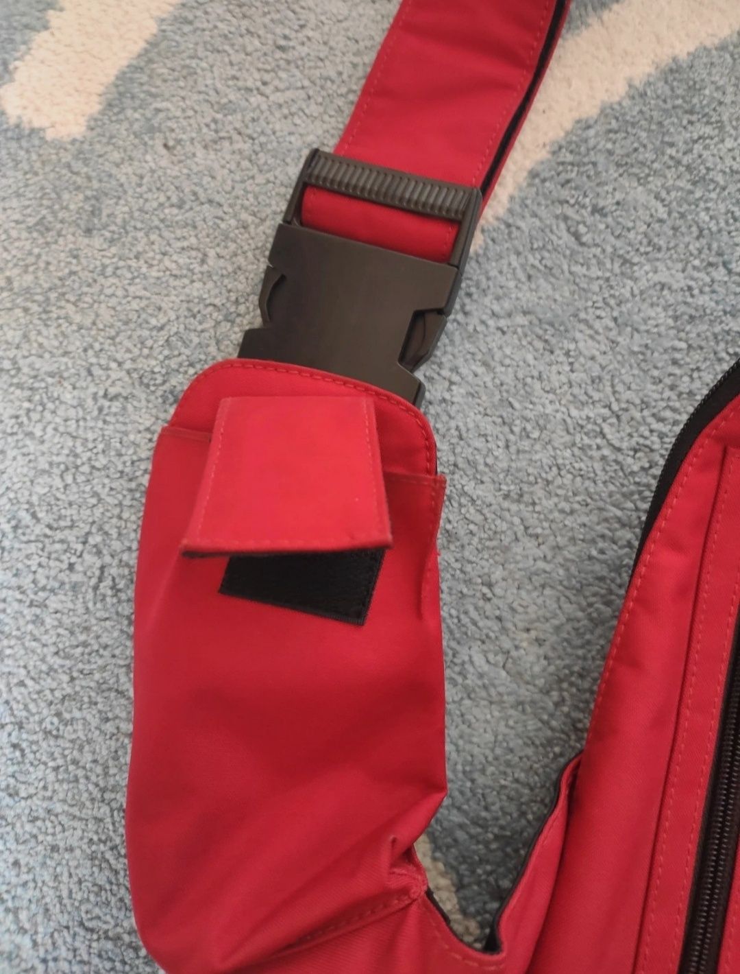 Czerwony plecak torba