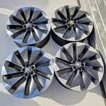 Skoda Enyaq 5LA 21'' IS40 5X112