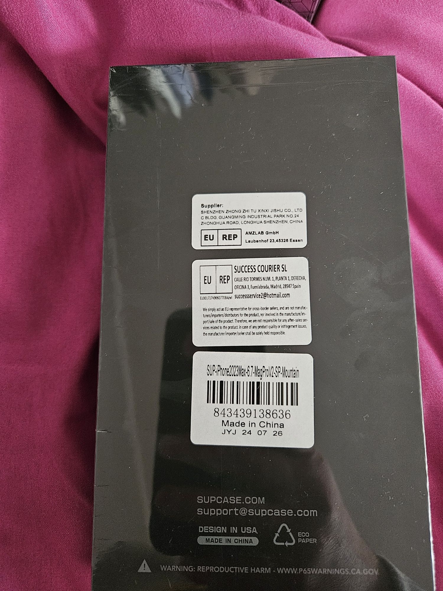 Etui Iphone 15 pro max SUPCASE