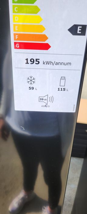 JANKI, ul. WSPÓLNA 6 Lodówka 155cm 3 KOLORY