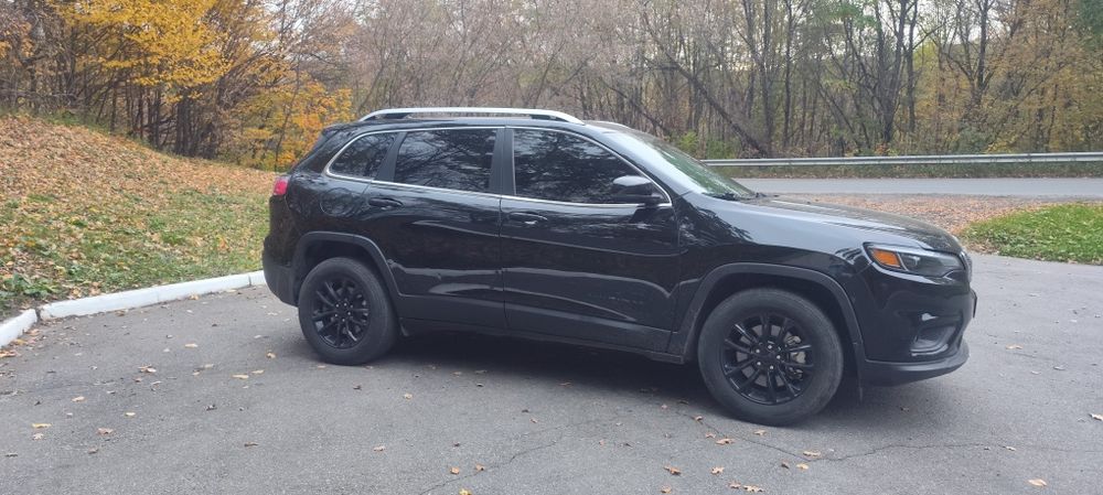 Продам Jeep Cherokee Лубни