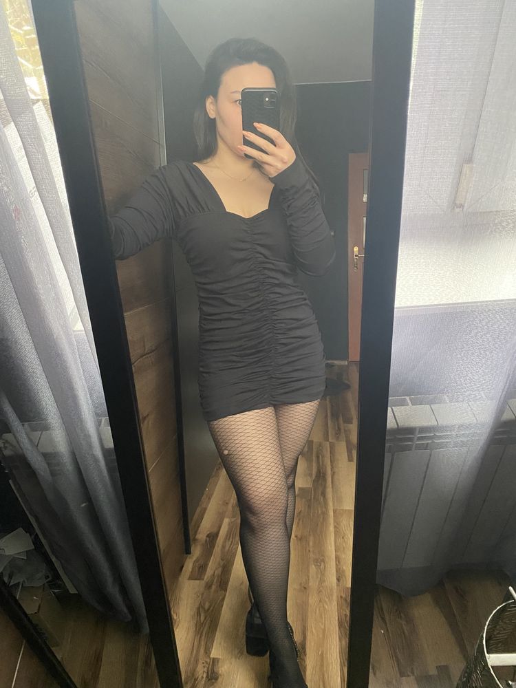 Sexy krótka mini sukienka bodycon obcisła modelująca dopasowana