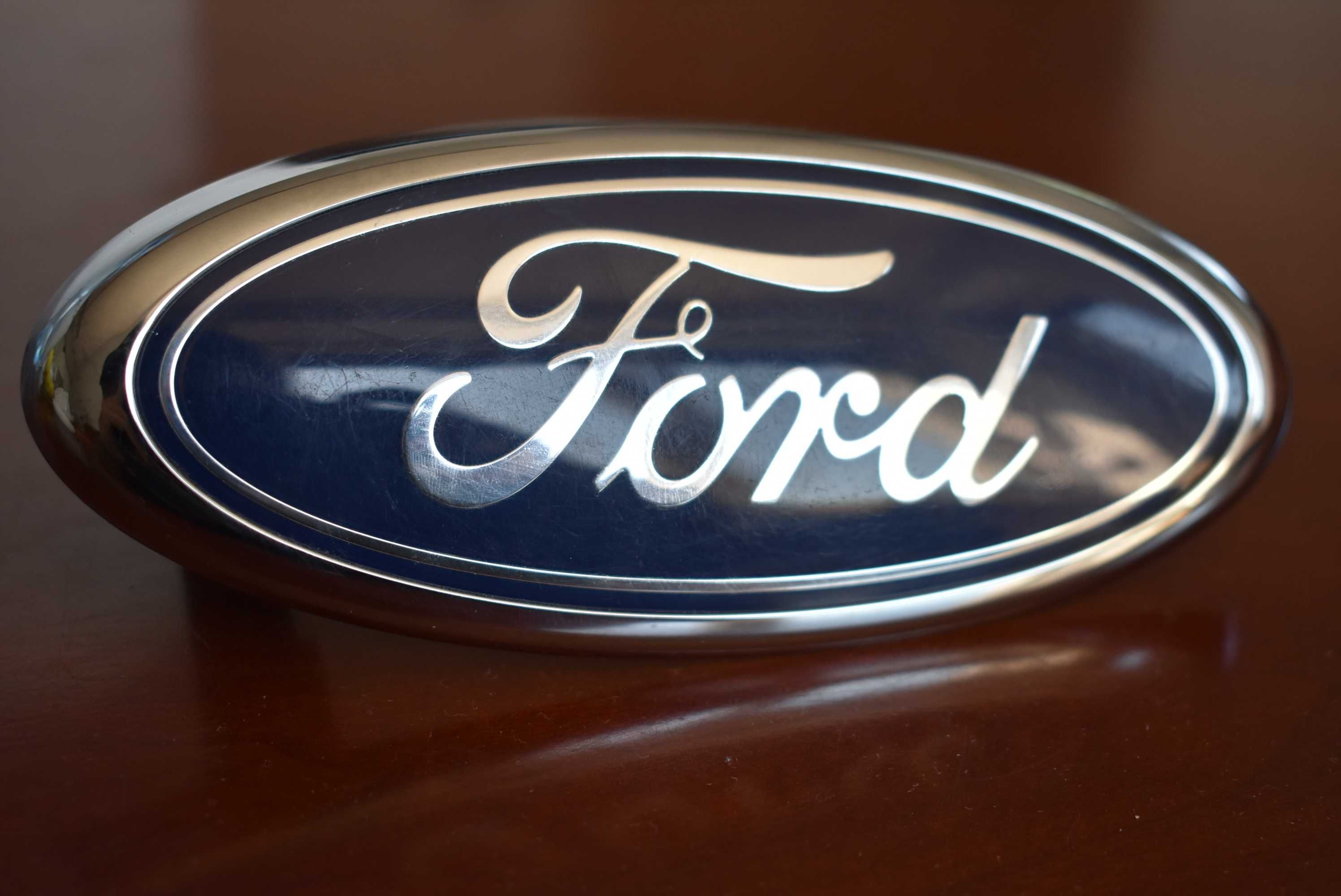 Ford Kuga 08- Focus 03- C-Max 07- emblemat 4M51-8216-AA