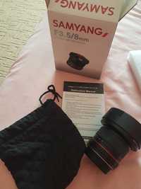 Samyang 8 mm f/3.5 UMC Fish-eye CSII Canon