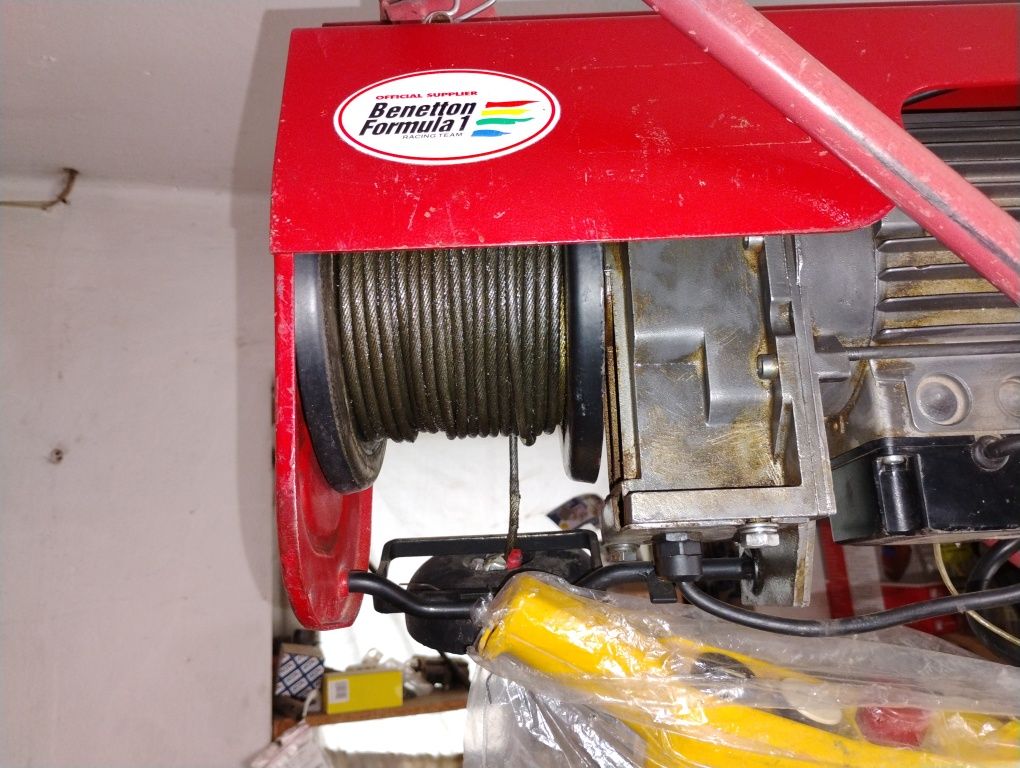 Wyciągarka elektryczna budowlana profesjonalna Airone Benetton 200