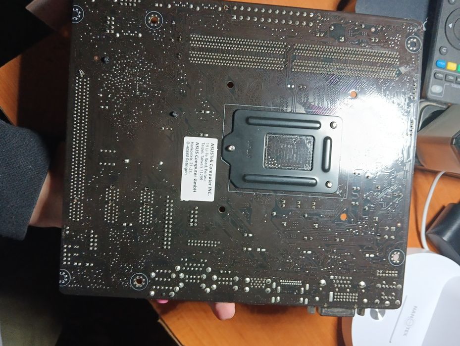 Материнська плата asus h110m-r