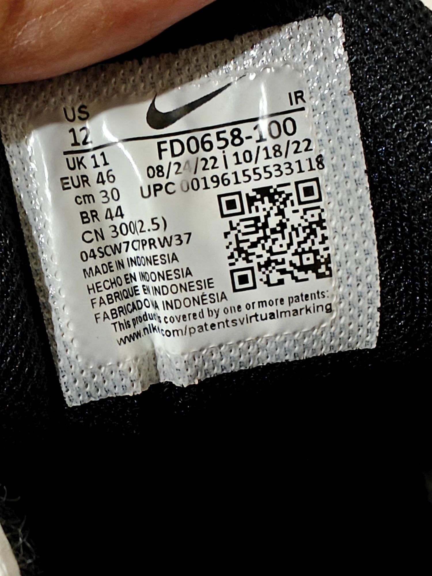 Кросівки оригінал, 46розмір,б/у Nike Air Max Plus Tn,30см.устілка