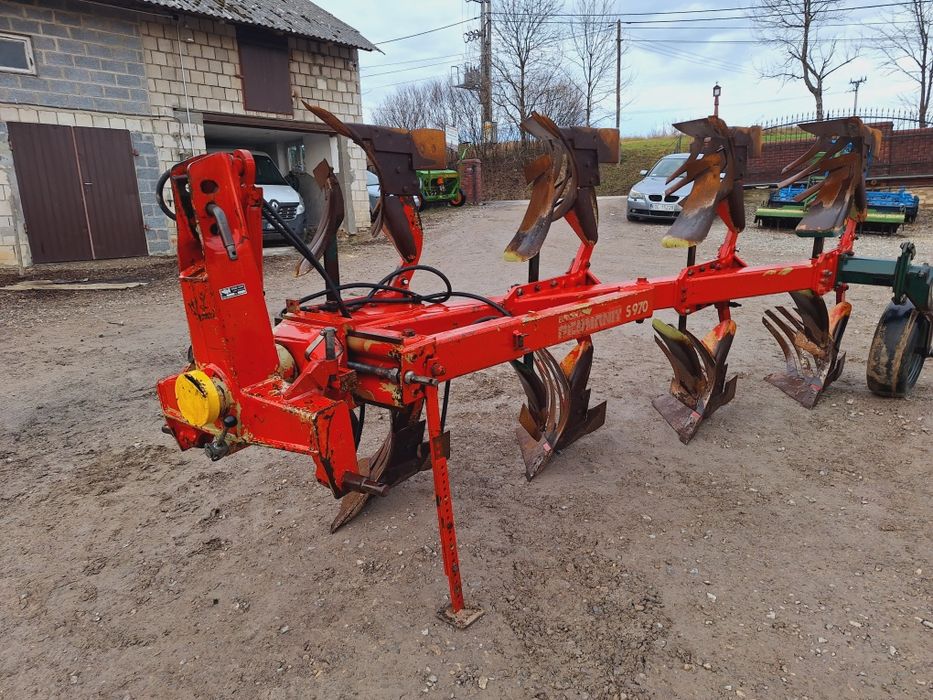 Pług 4 skibowy obrotowy Vogel Noot  nie rabe lemken