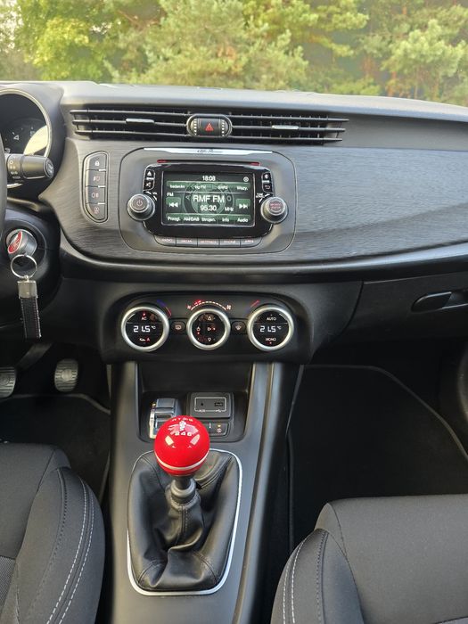 Alfa Romeo Giulietta 1,4 Turbo  Benzyna DNA