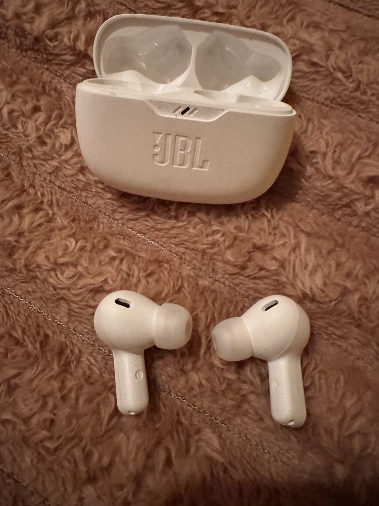 Безпровідні навушники JBL Wave Beam White (JBLWBEAMWHT)