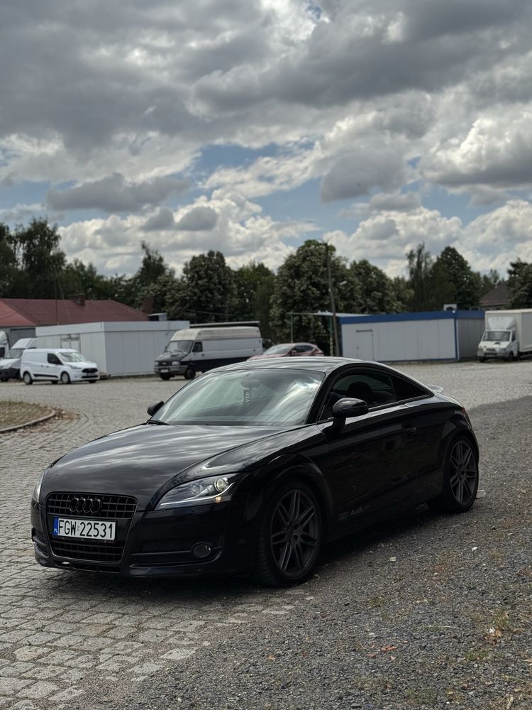 Audi tt 270km tts