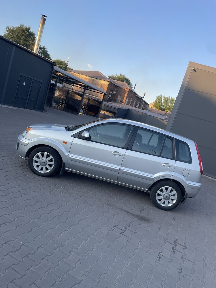 Продам Ford fusion 2011 автомат