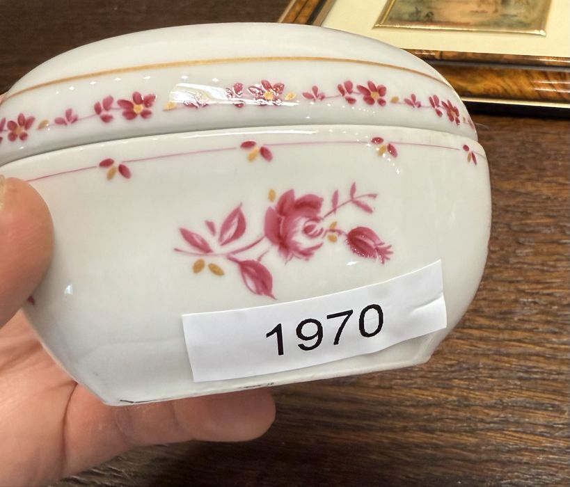 Porcelanowe serce puzdro szkatułka dekoracja na drobiazgi 1970