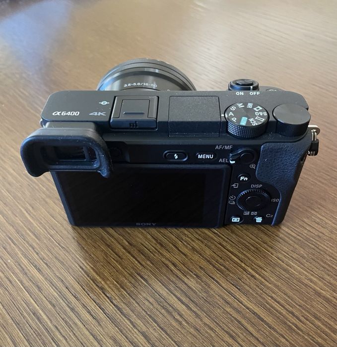 Câmara Sony Alpha 6400