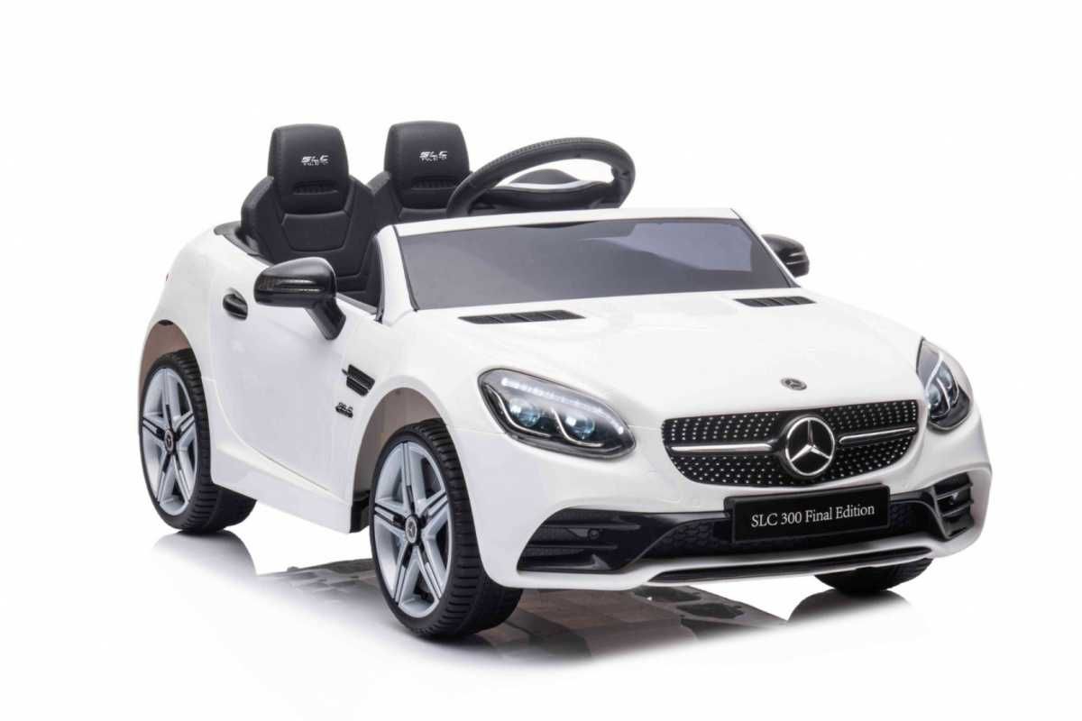 Pojazd Mercedes BENZ SLC300