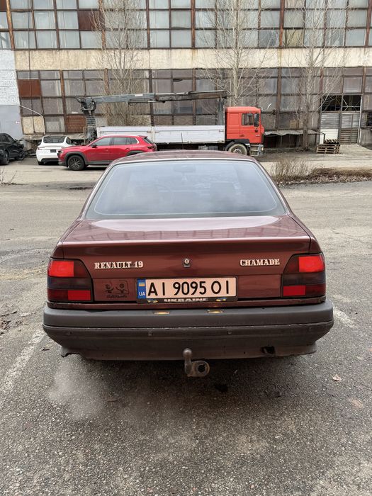 Продам Renault 19 1.7 бензин 1990р