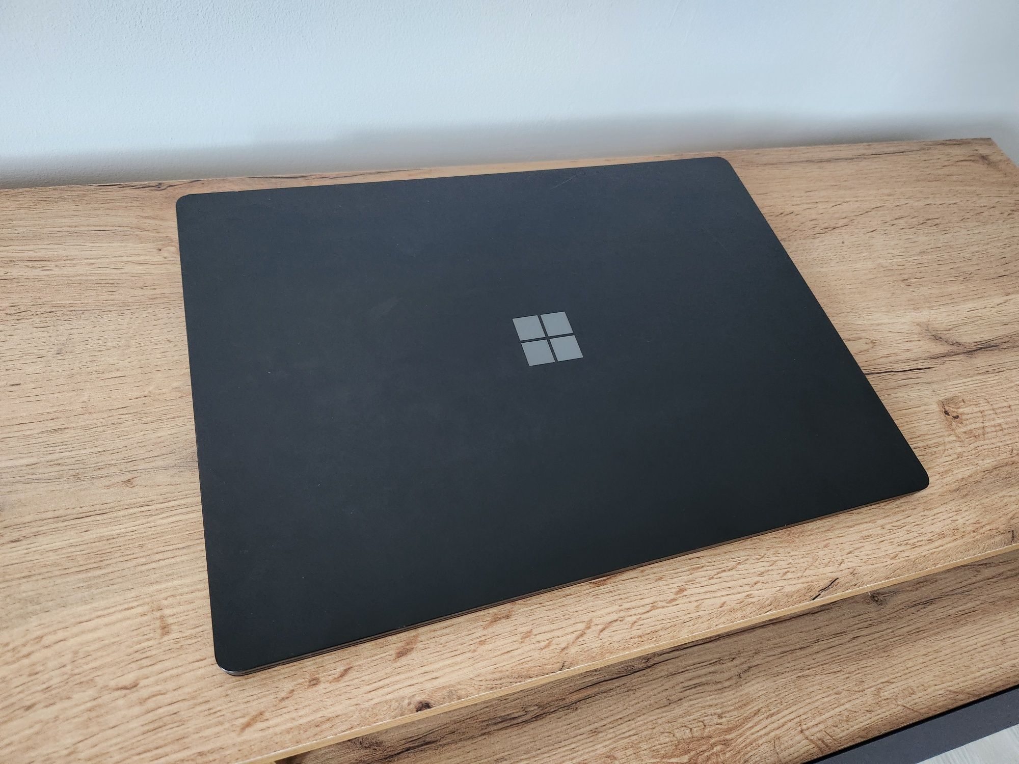 Microsoft Surface Laptop 3 Ryzen 7 3780U 16GB RAM 512GB SSD Touch "15