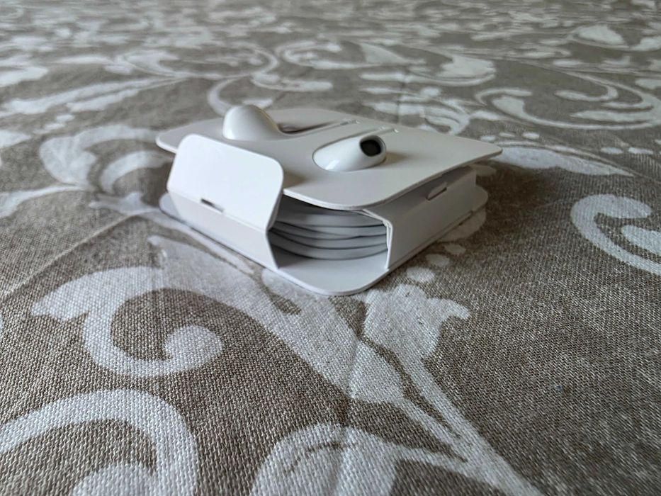 Apple EarPods - iPhone / iPad