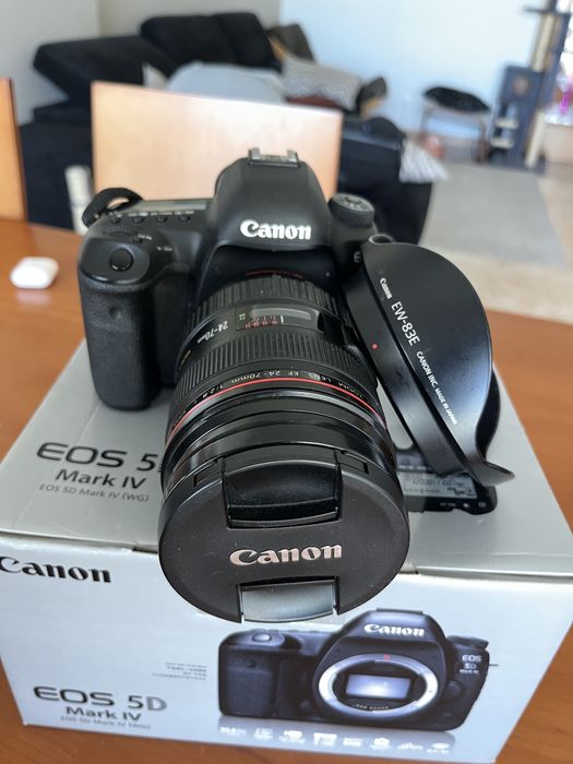 Canon 5D Mark IV (estado impecável!!)