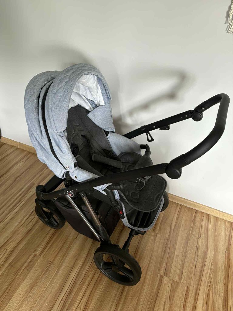 Wózek 2w1 marki Camarelo Faro