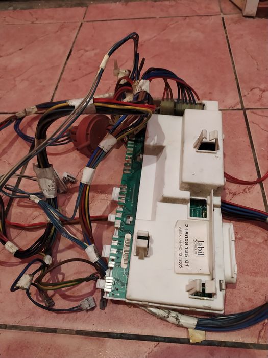 Блок управления стиральной машинкой ariston