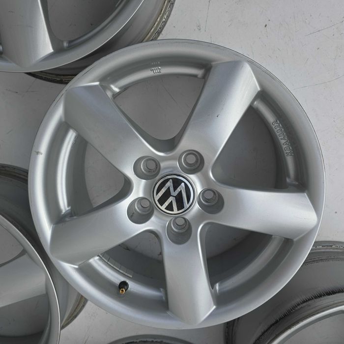 Alufelgi VW Passat B7 GOLF VI VII Caddy  TOURAN 5x112 16'' ET48 7.0 4x