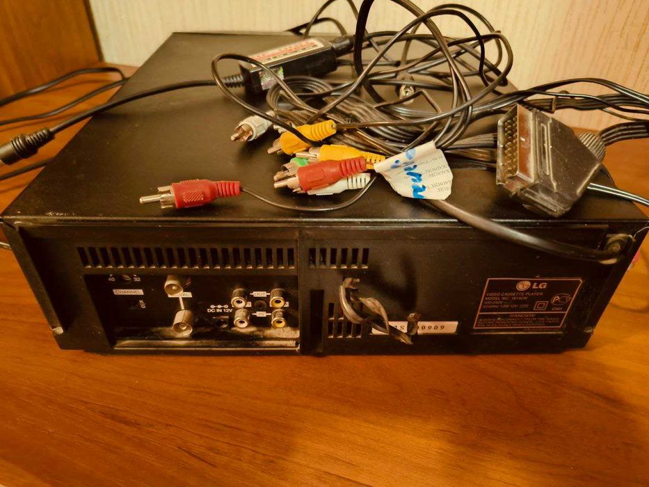 Відеоплеєр LG W162W, відео плеєр, video player, відео магнітофон