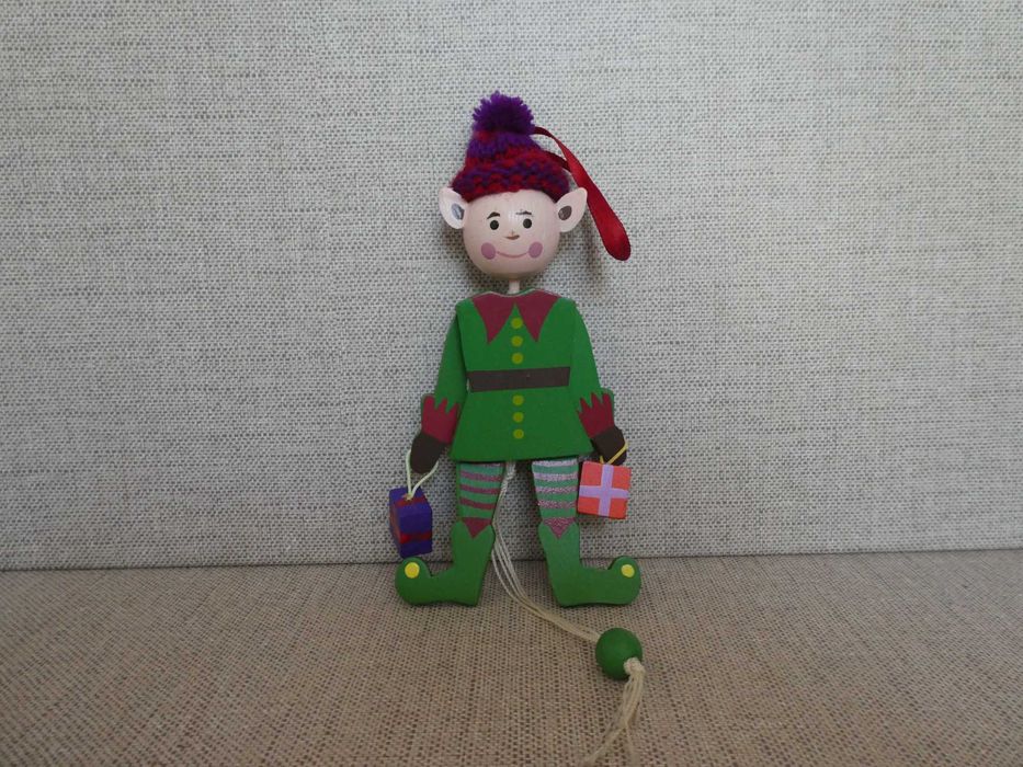 Duende de Natal Articulado em Madeira - Ofereço Bolsinha
