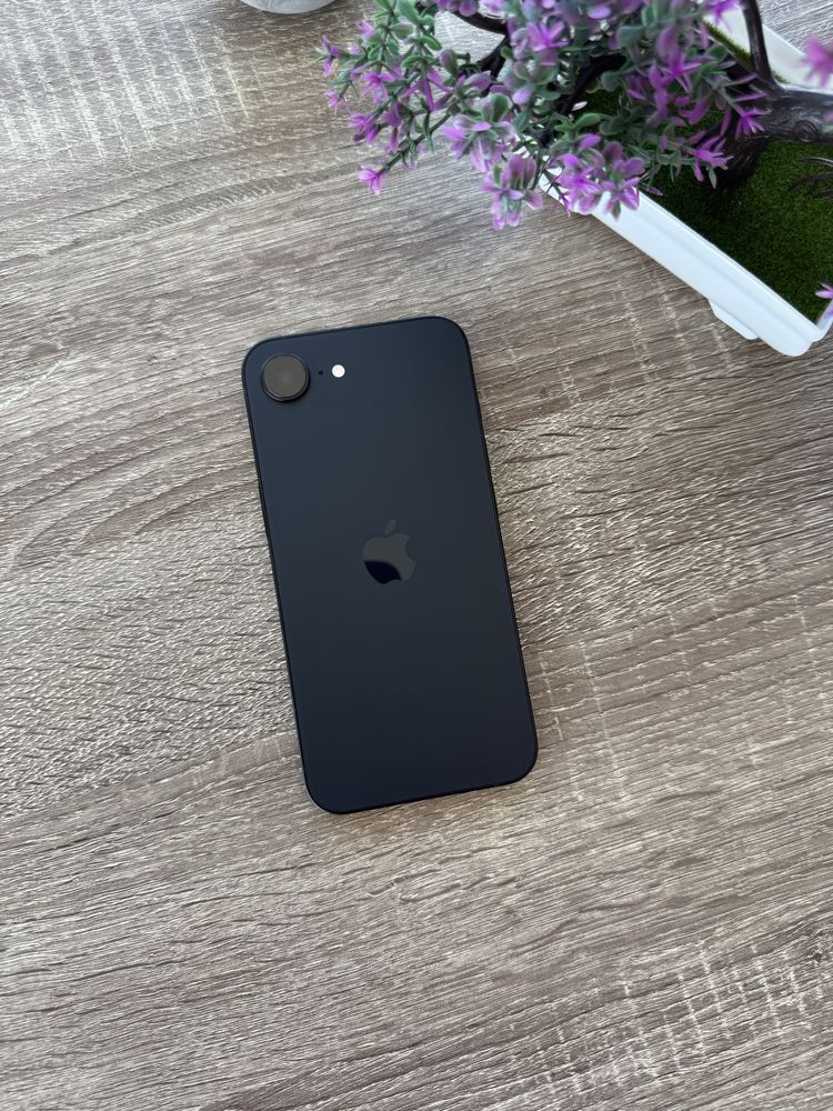 iPhone 16e 128gb mdm