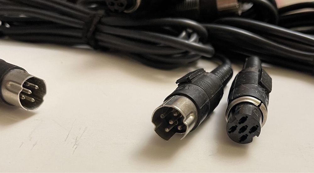 Kabel połączeniowy UNITRA PRL 5 pin poziomy męski/żeński wtyk 2,5 m