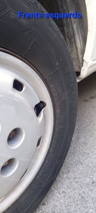 4 Pneus usados 215/70r15 em bom estado