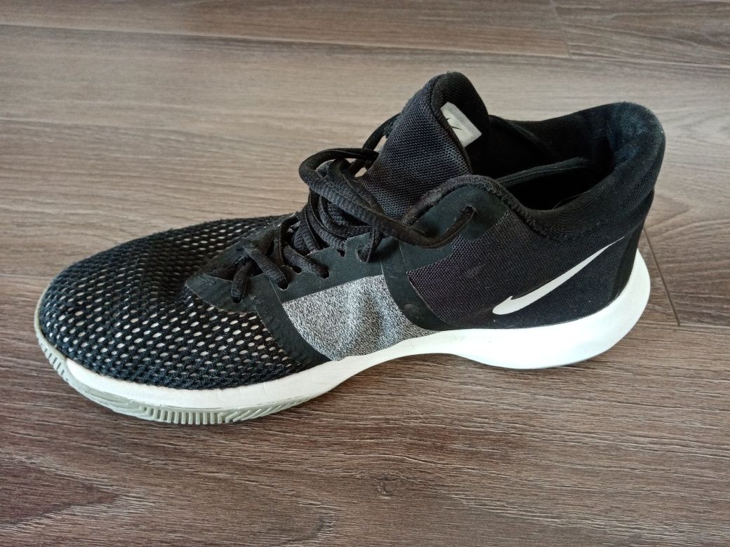 Buty Nike Precision II