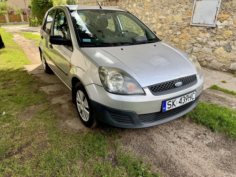 Ford Fiesta MK6 LIFT 2006r 1.3 75km 206 tyś km wspomaganie krajówka