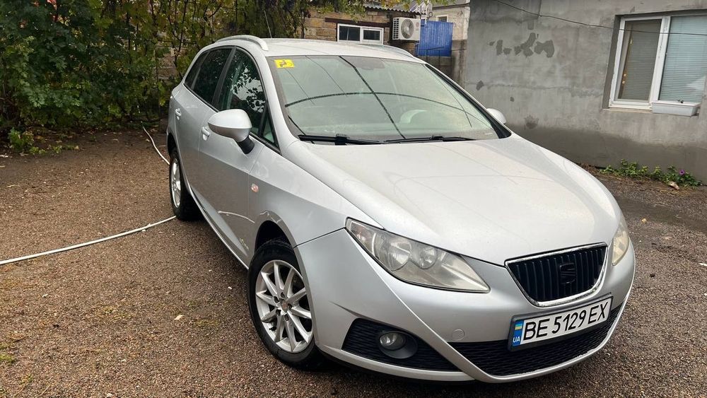 Продам seat ibiza 2011