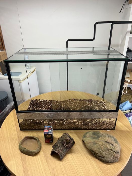Terrário para repteis NOVO